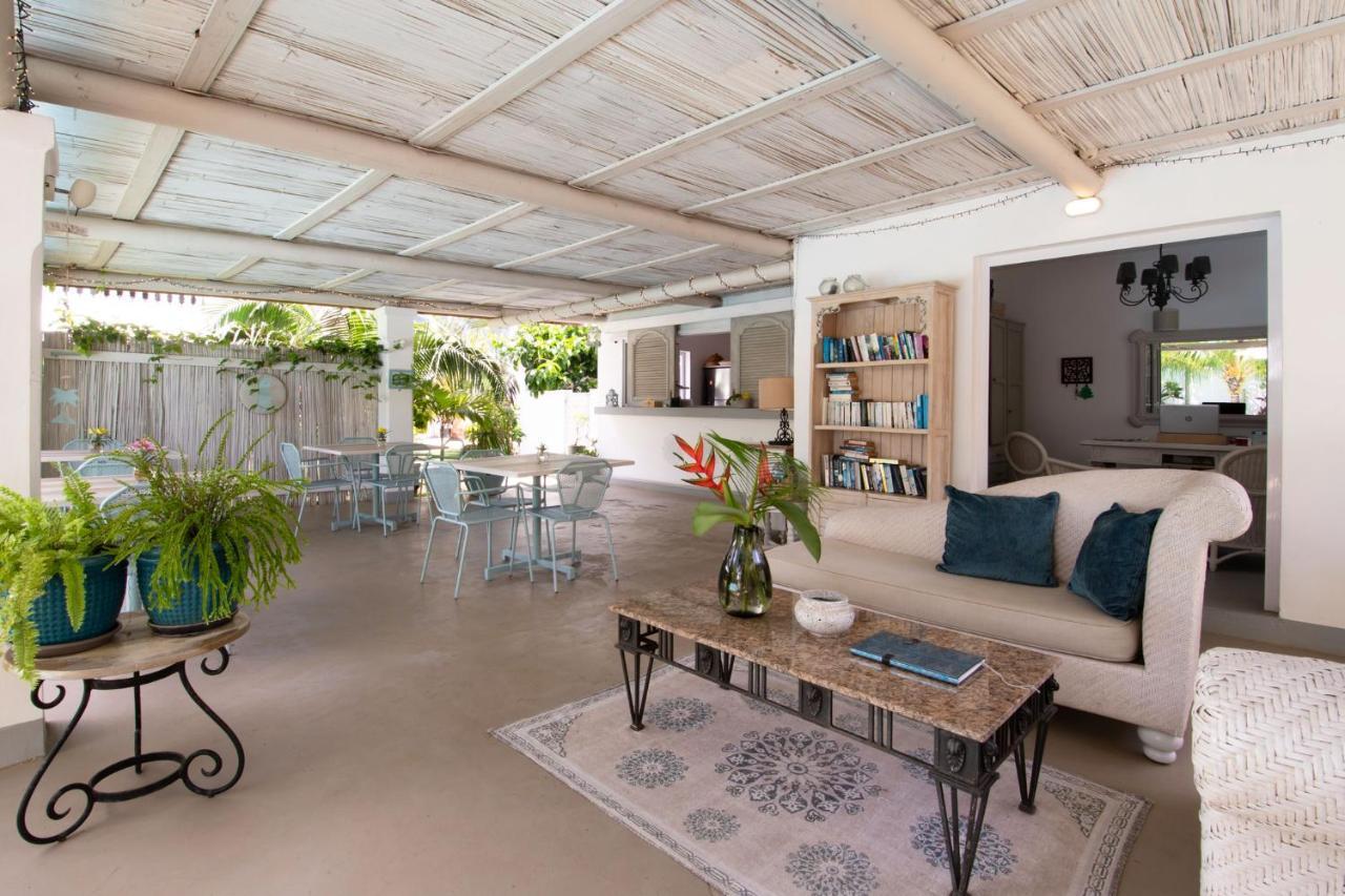Le Mandala Moris Guesthouse Pointe Aux Canonniers Grand Baie Exterior foto